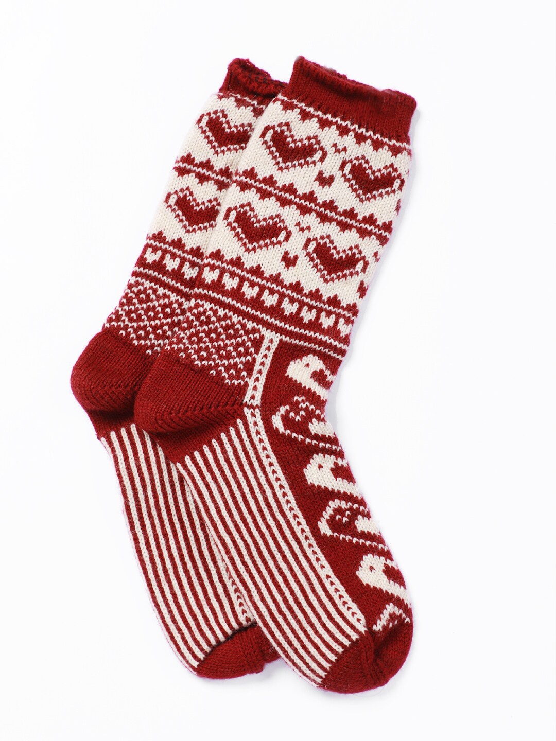 

Bharatasya Women Red & White Patterned Comfort-Fit Above Ankle-Length Socks