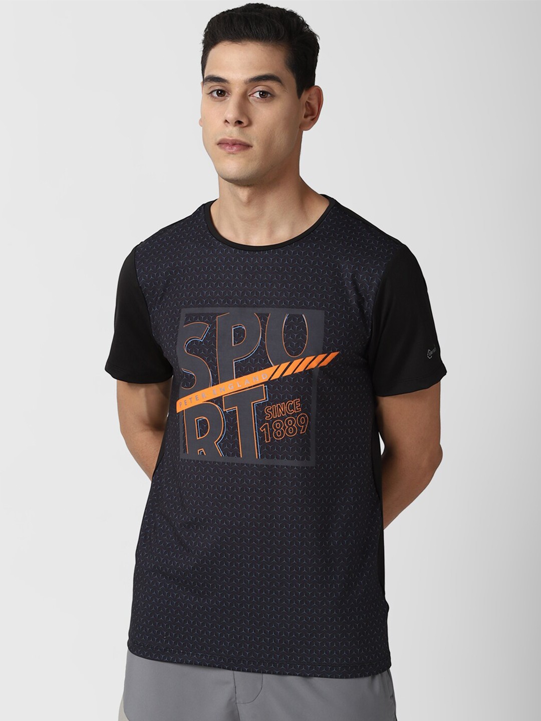 

Peter England Men Navy Blue Typography Printed Applique T-shirt