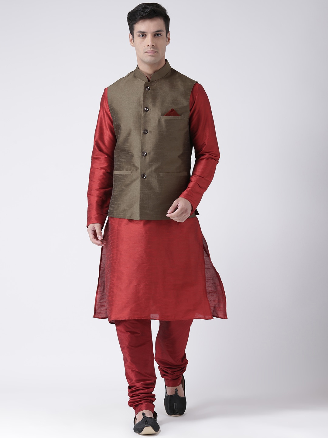 

DEYANN Men Brown Dupion Silk Kurta with Churidar