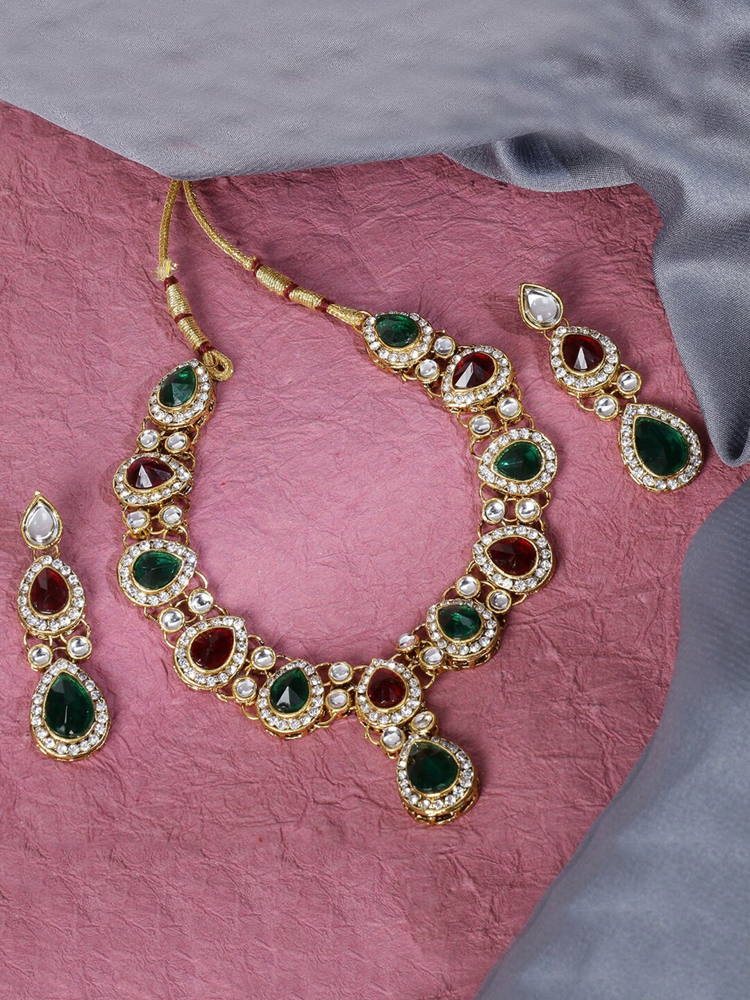 

LIVE EVIL Red & Gold-Toned Gold-Plated Kundan Stone Necklace