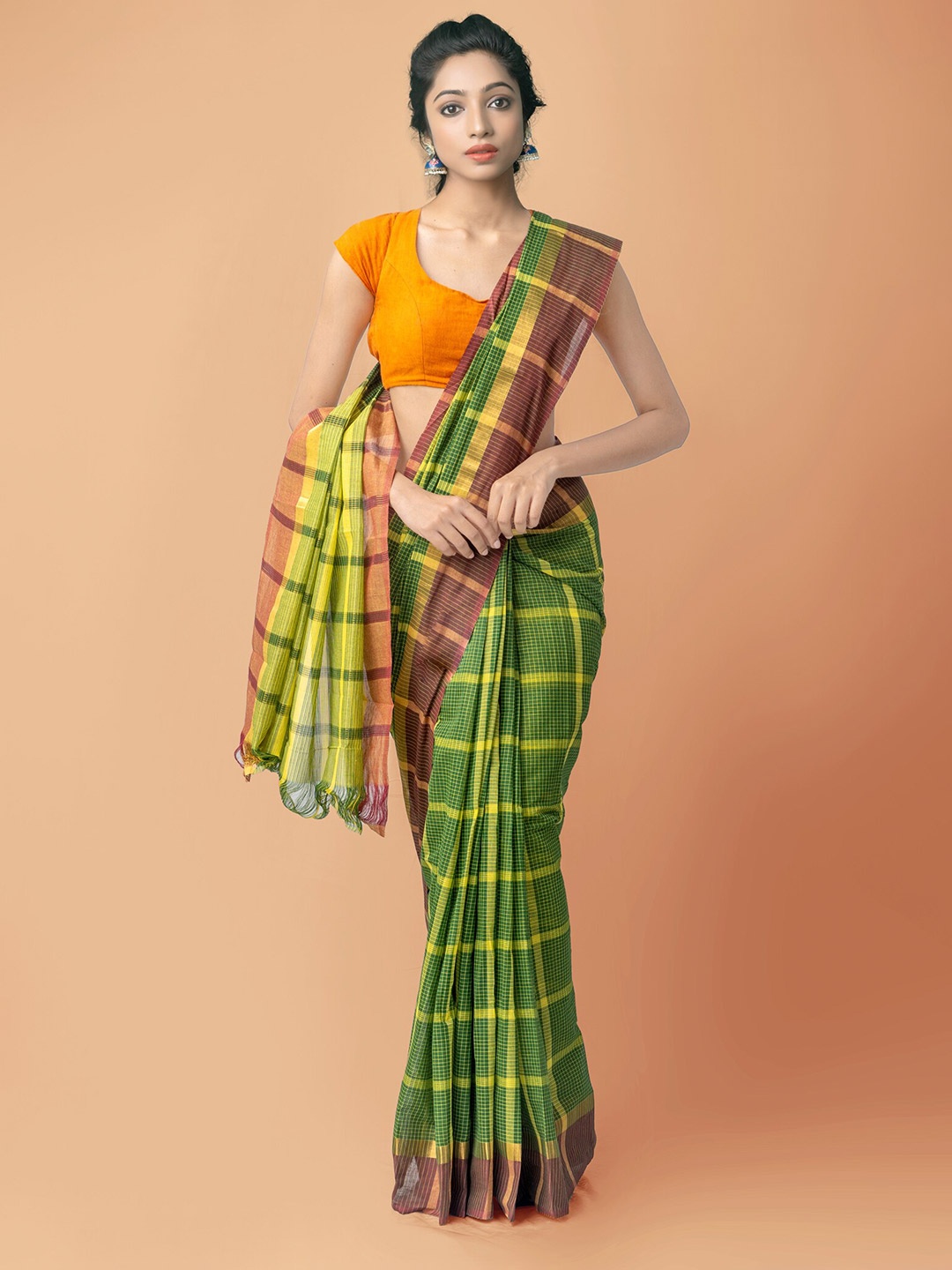 

Unnati Silks Green & Brown Checked Pure Cotton Mangalagiri Saree