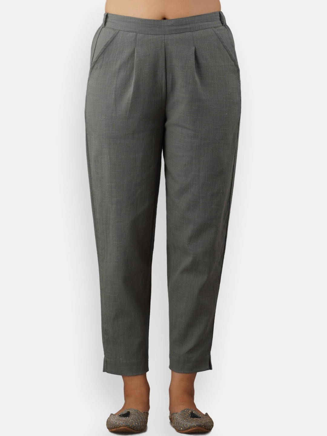 

VEDANA Women Grey Comfort Pleated Cotton Trousers