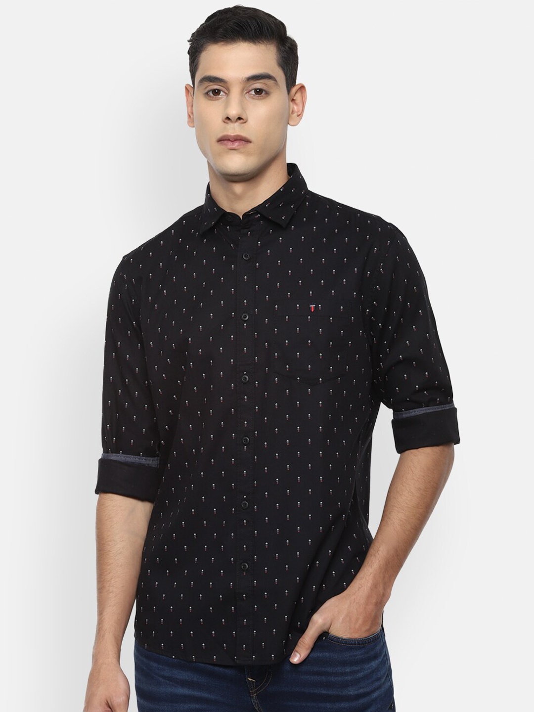

Louis Philippe Jeans Men Black Slim Fit Printed Casual Shirt