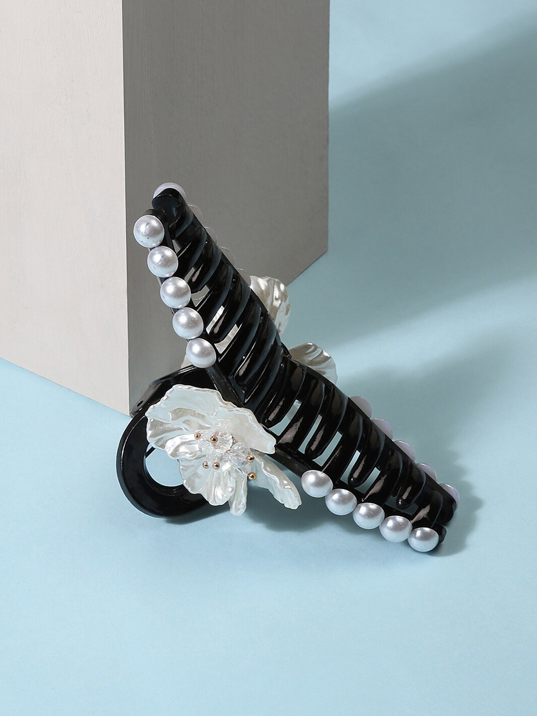 

Lilly & sparkle Women Black & White Claw Clip
