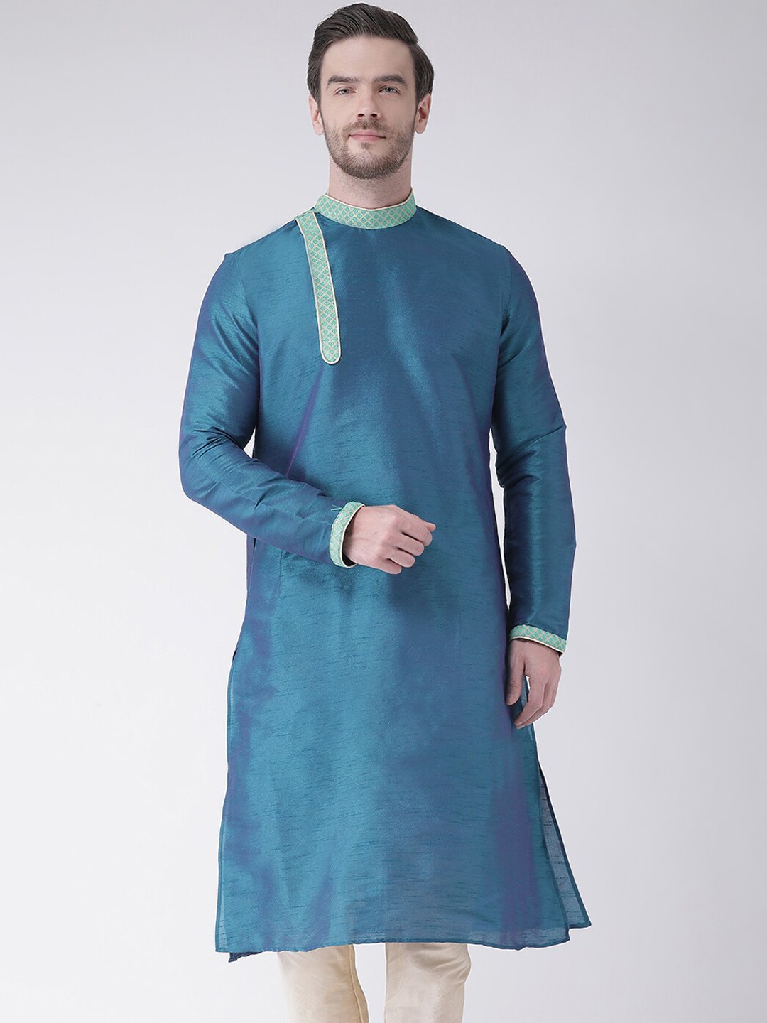 

DEYANN Men Teal Blue & Off-White Dupion Silk Kurta With Churidar
