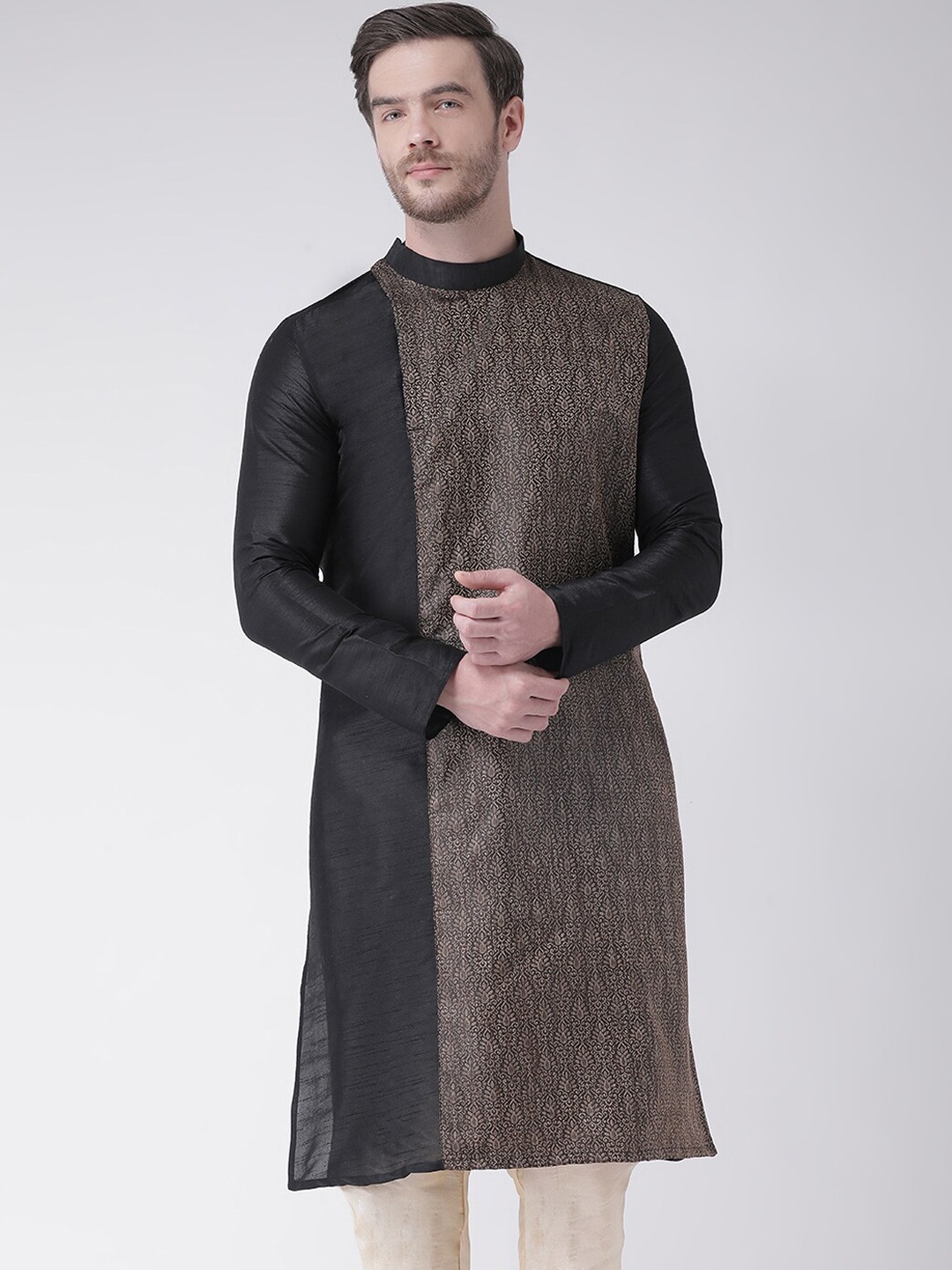 

DEYANN Men Black Panelled Dupion Silk Kurta with Churidar