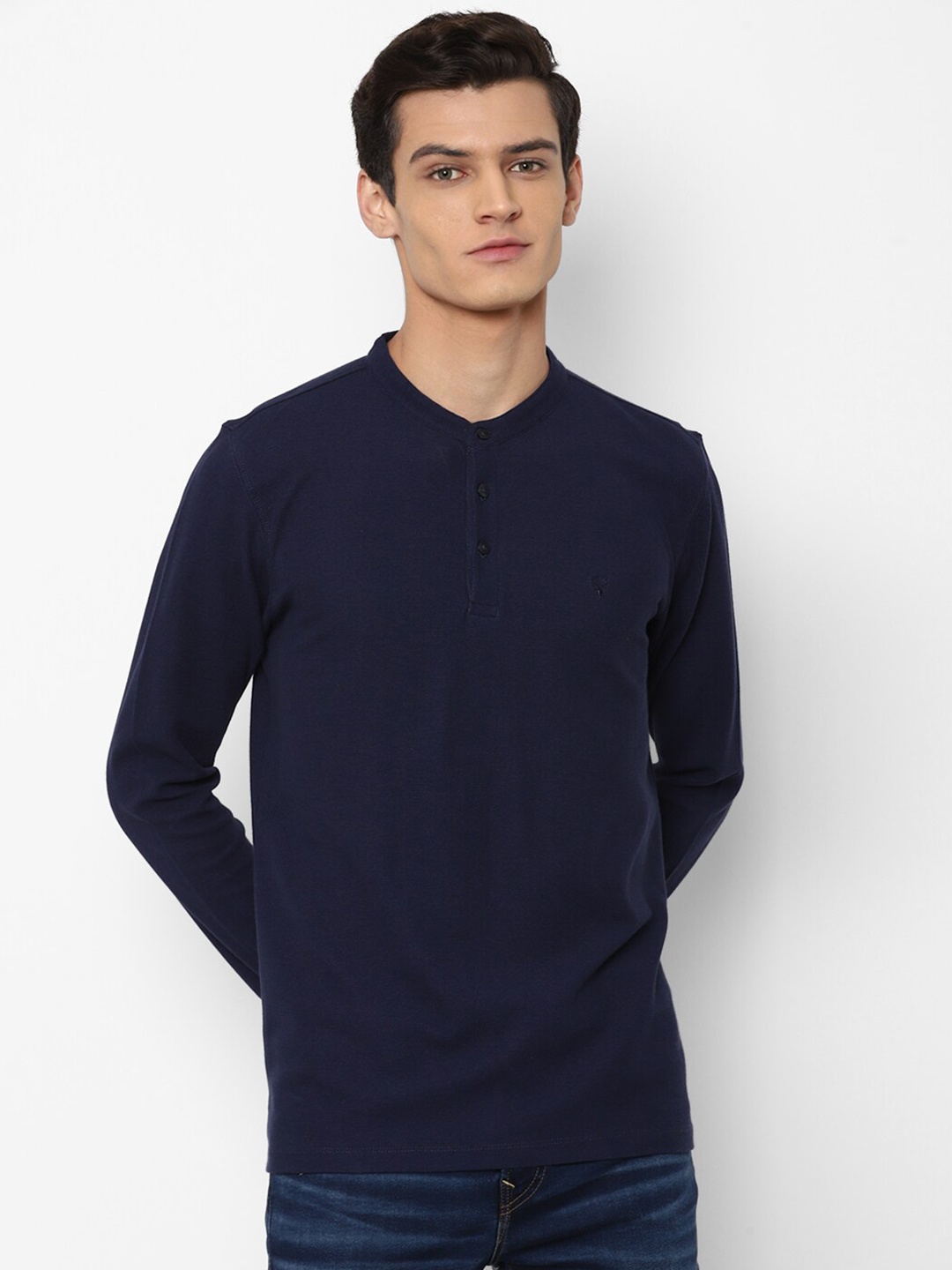 

Allen Solly Men Navy Blue Henley Neck Pockets T-shirt