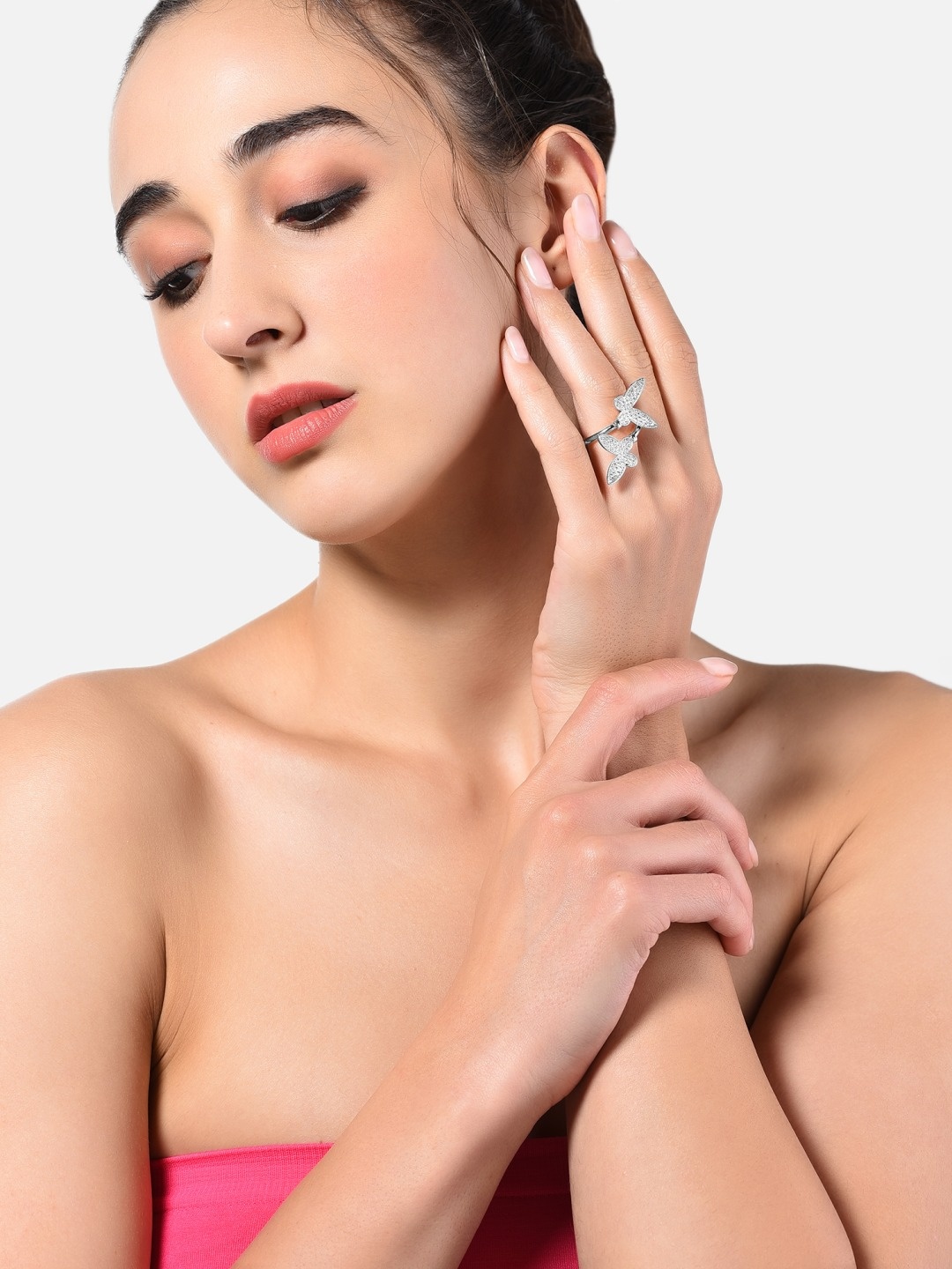 

AMI Silver-Plated White CZ-Studded Adjustable Finger Ring