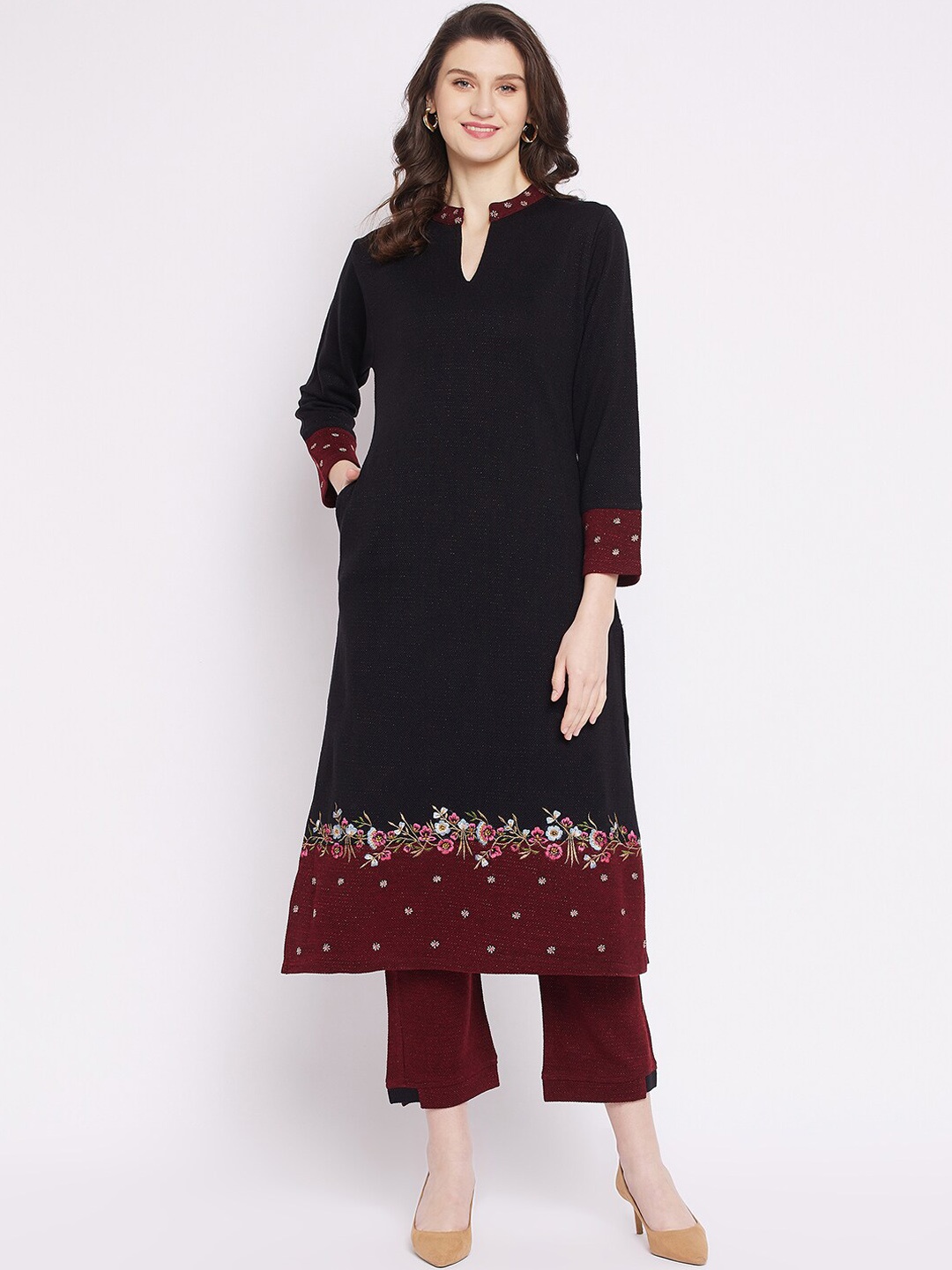 

Zigo Women Black Kurta with Trousers