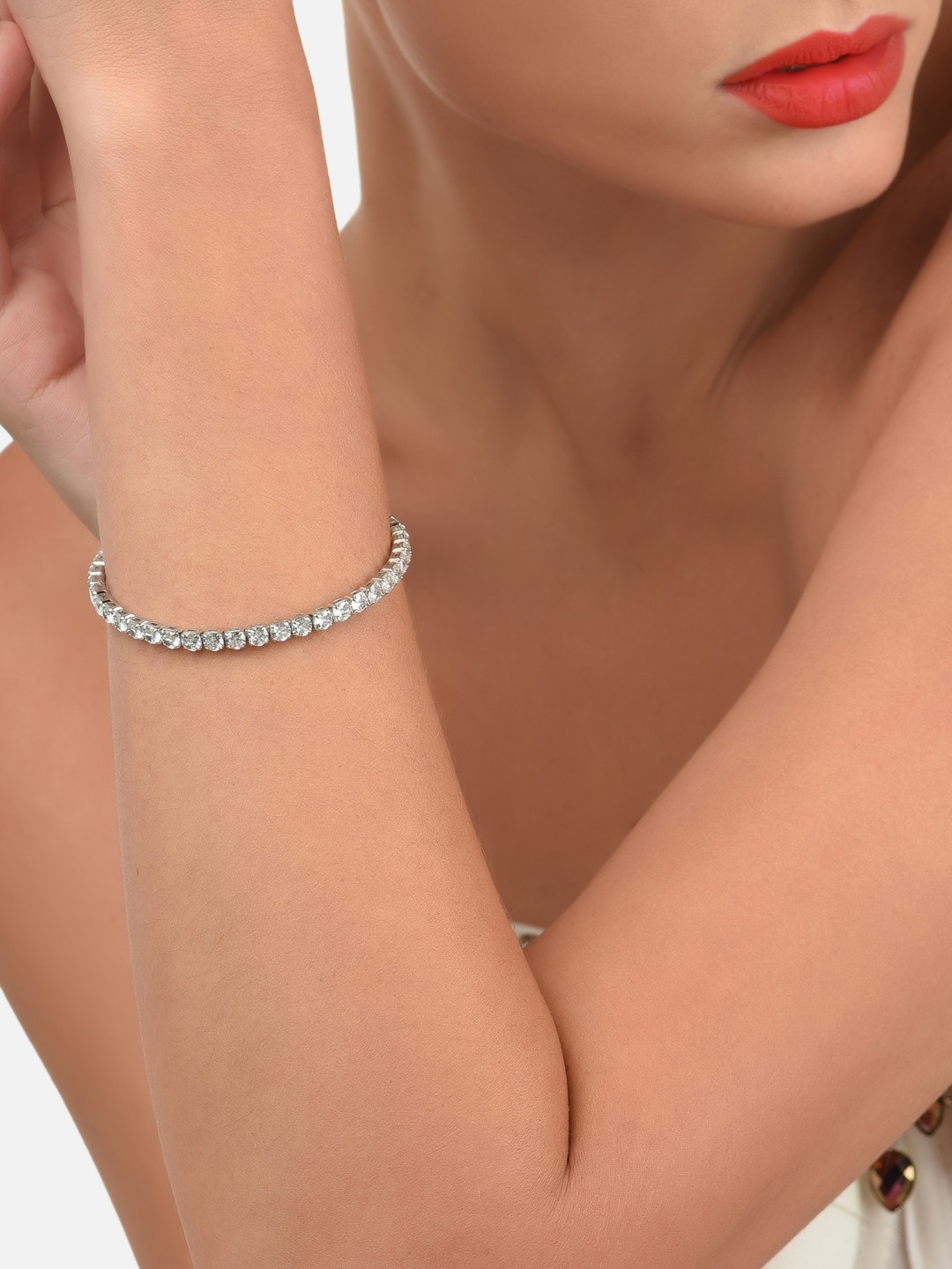 

AMI Women Silver-Plated & White Brass Cubic Zirconia Kada Bracelet