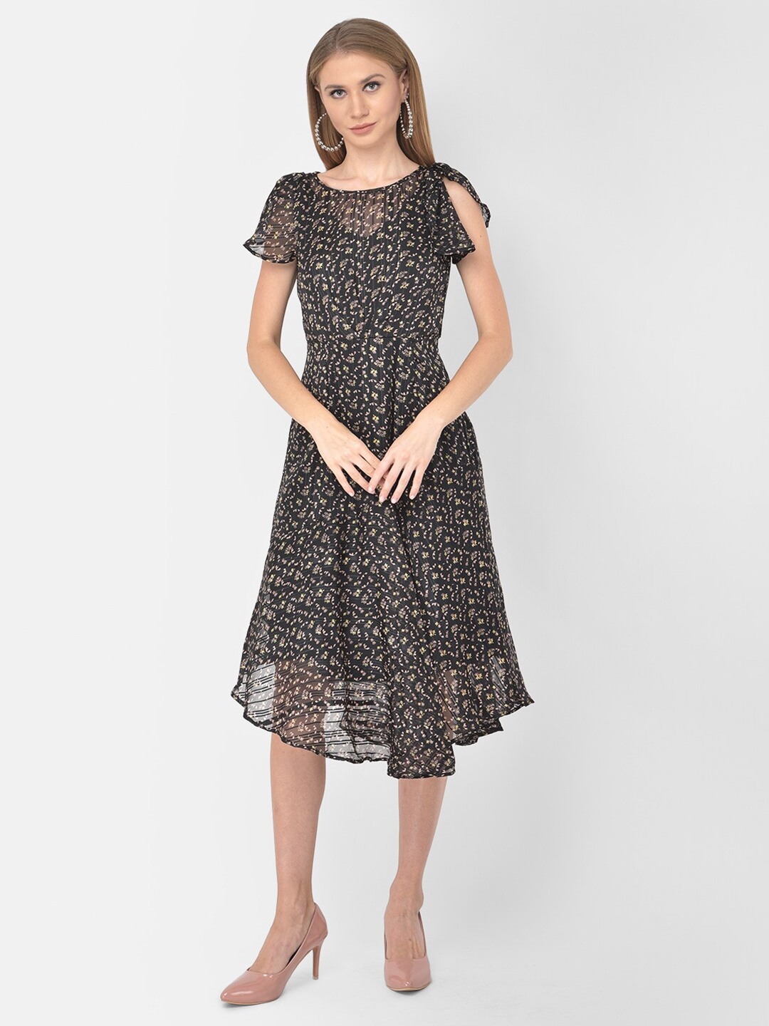 

Latin Quarters Black Floral Printed Midi Dress