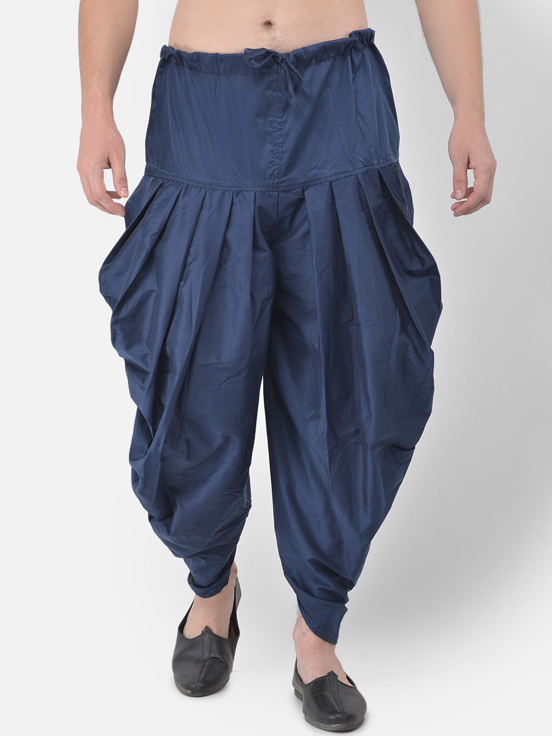 

TABARD Men Navy Blue Solid Pure Cotton Patiala