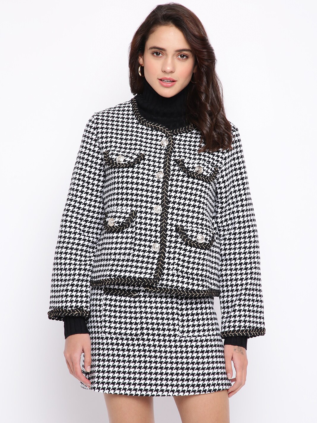

iki chic Women Black & White Printed Coat with Mini Skirt Set