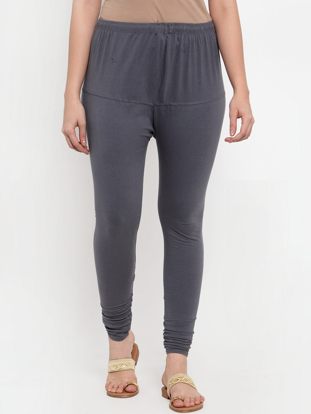 

Jompers Women Grey Solid Pure Cotton Slim-Fit Churidar-Length Leggings