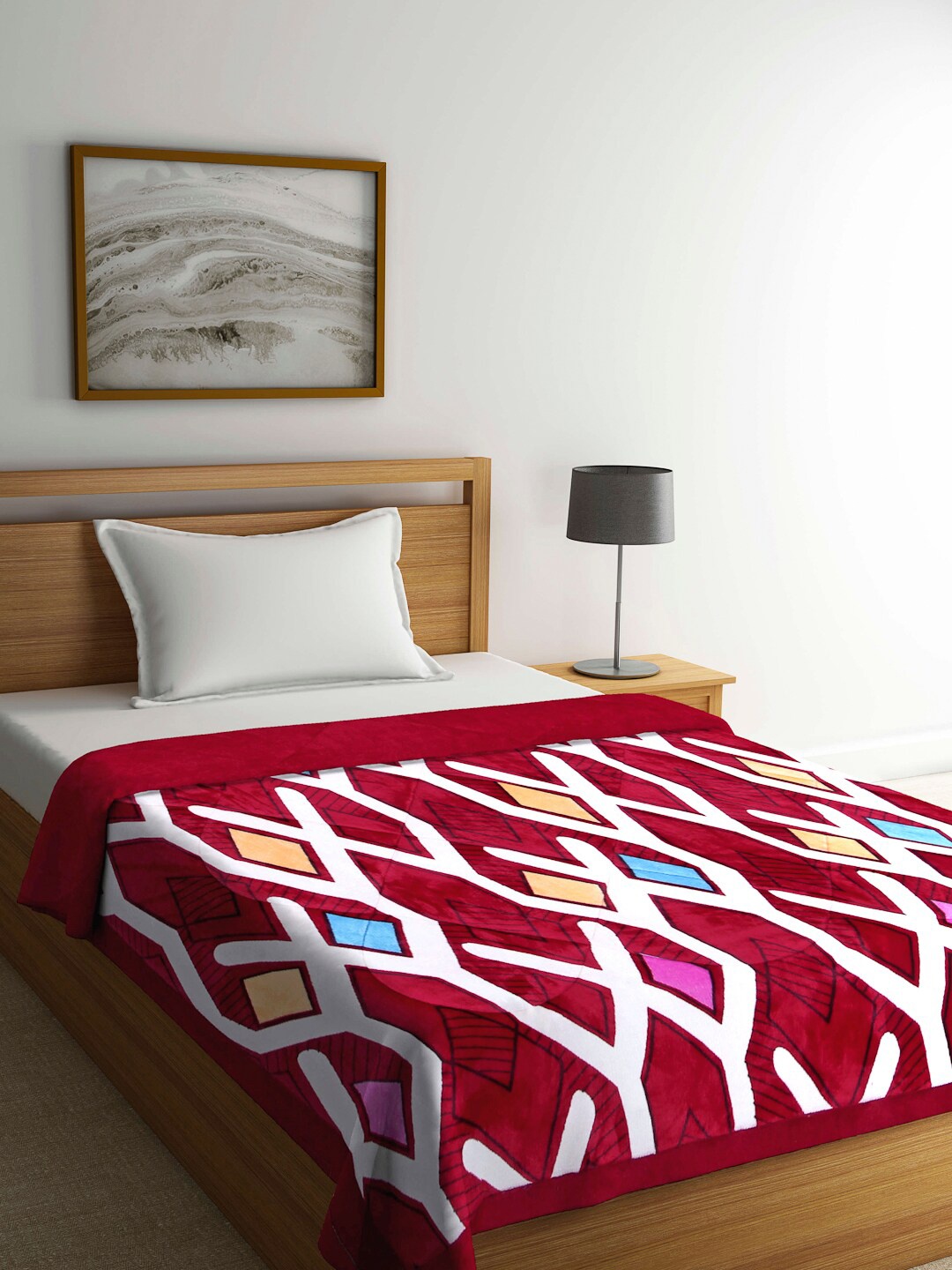 

KLOTTHE Red & White Geometric Heavy Winter Single Bed Quilt