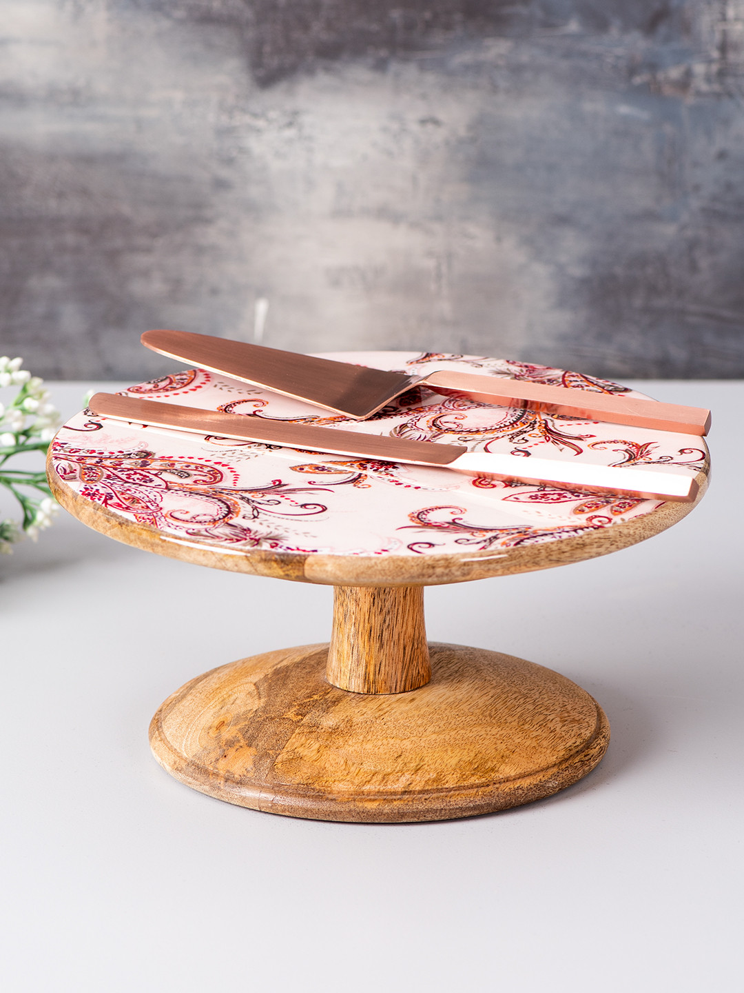 

nestroots White & Brown Printed Wooden Cake Stand with Knife & Server