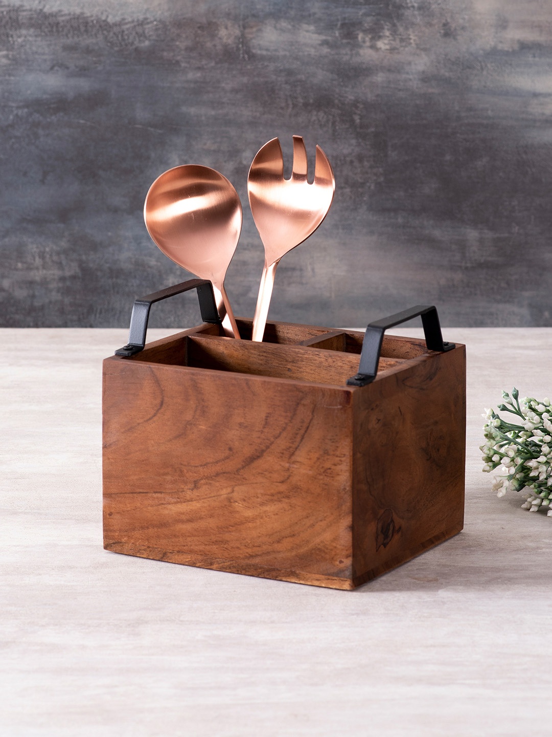 

nestroots Brown & Gold-toned Wood Cutlery Holder 3 Section with Salad Servers