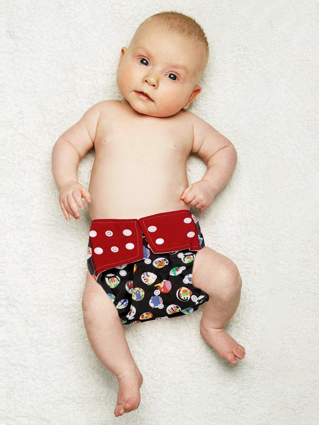 

Baby Moo Kids Black & Red Printed Reusable Diaper