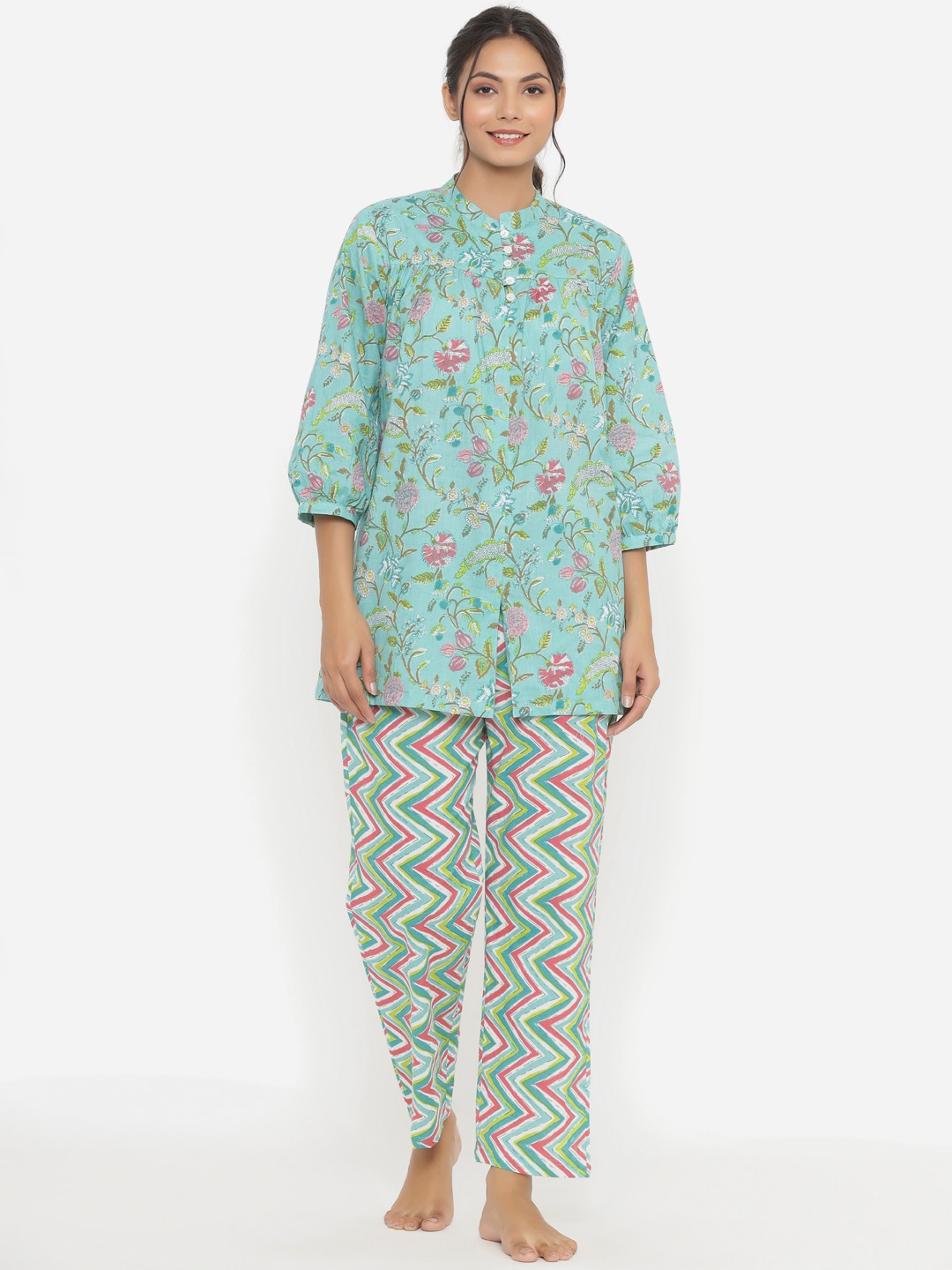 

JISORA Women Green & Pink Printed Pure Cotton Night suit