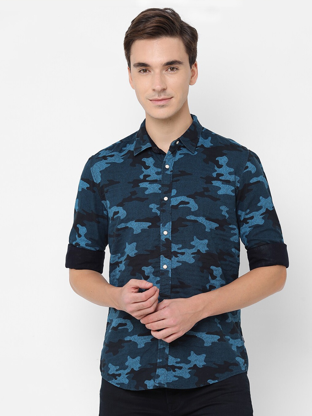 

Pepe Jeans Men Navy Blue Printed Casual Shirt