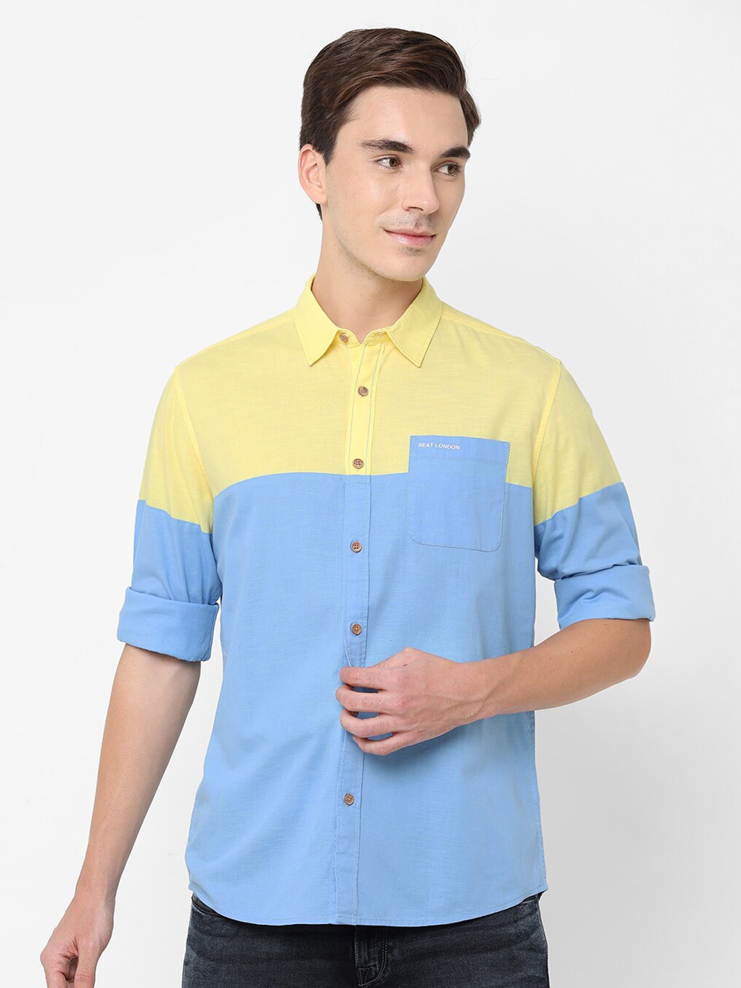 

Pepe Jeans Men Blue Colourblocked Cotton Casual Shirt