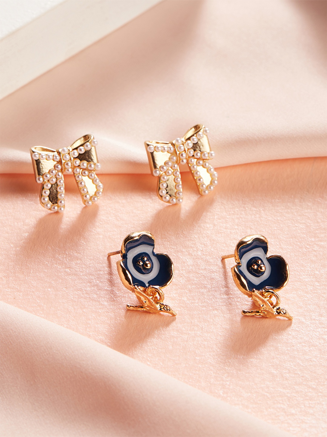 

TOKYO TALKIES X rubans FASHION ACCESSORIES Gold-Toned Floral Studs Earrings