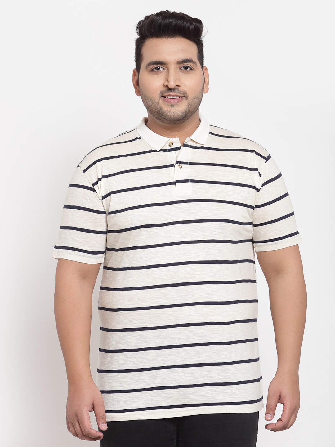 

plusS Plus Size Men Off White & Black Striped Pure Cotton T-shirt