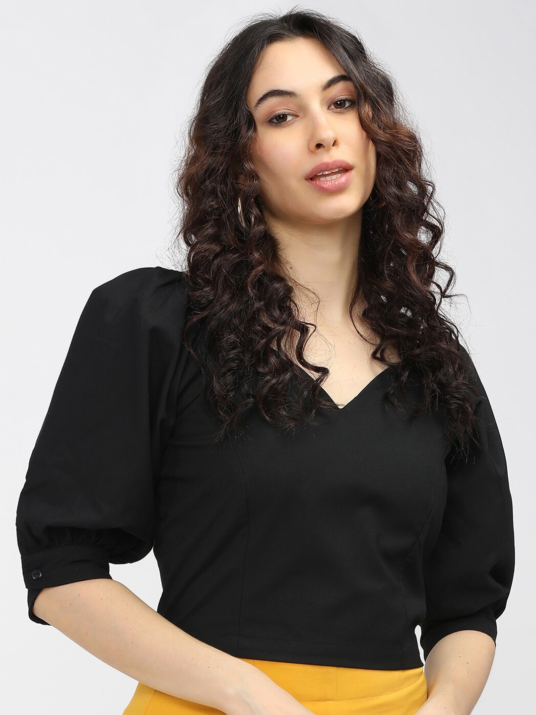 

Tokyo Talkies Black Solid Crop Top with Smocking Detail On Back