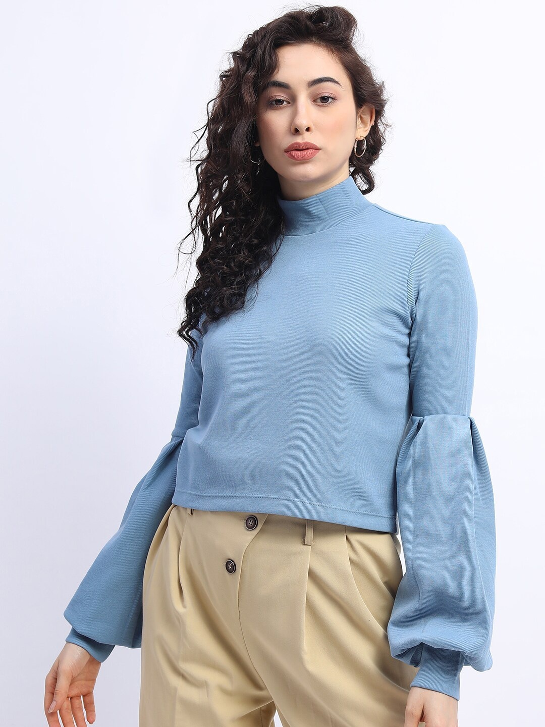 

Tokyo Talkies Blue Bishop Sleeves Crop Top