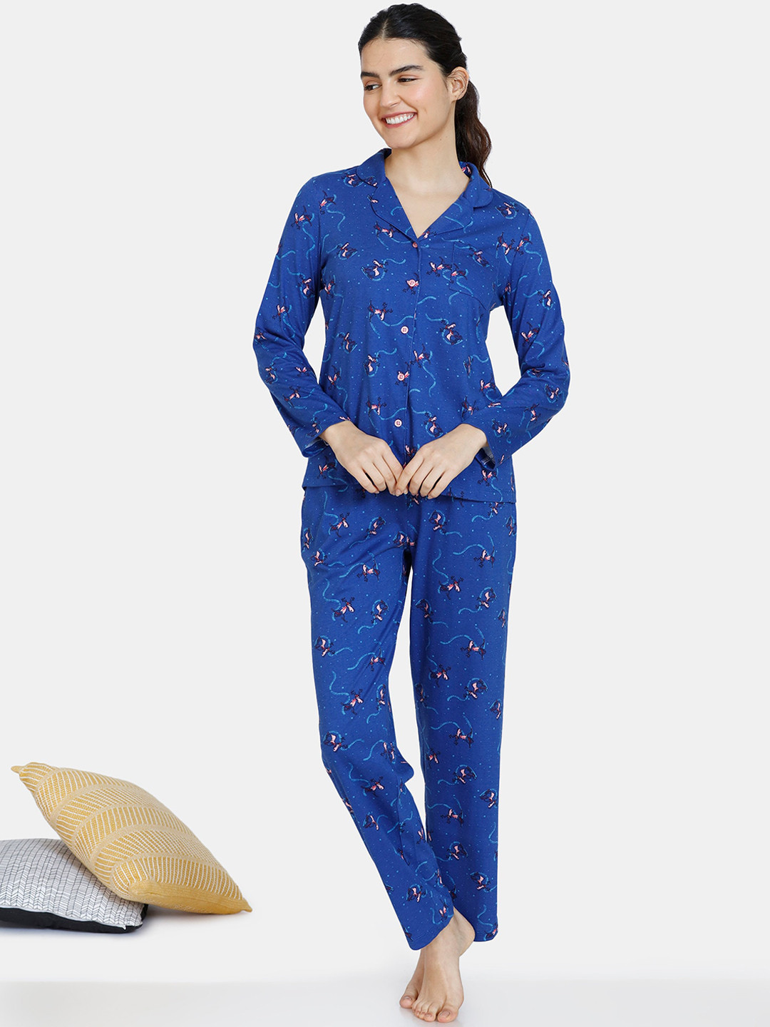 

Zivame Women Blue Graphic Printed Pure Cotton Night Suit