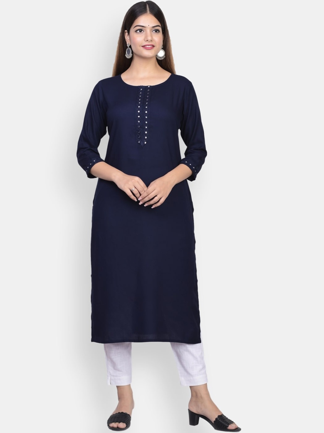 

VEDANA Women Navy Blue Thread Work Kurta