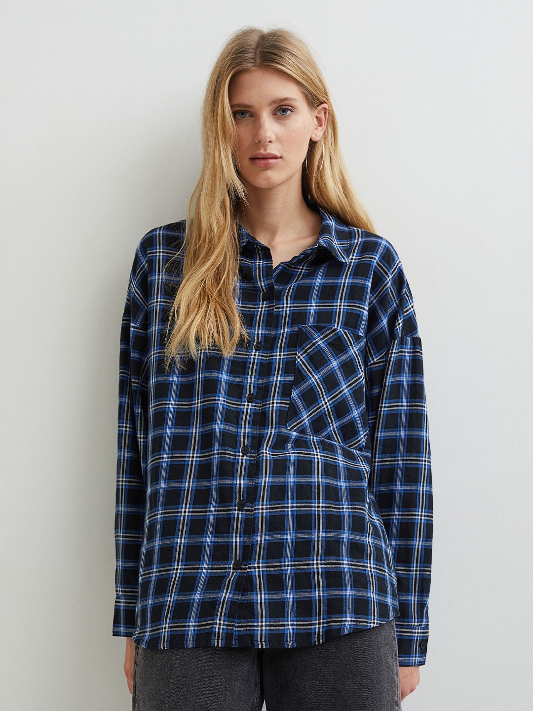 

H&M Women Navy Blue & Black Checked Wide Shirt
