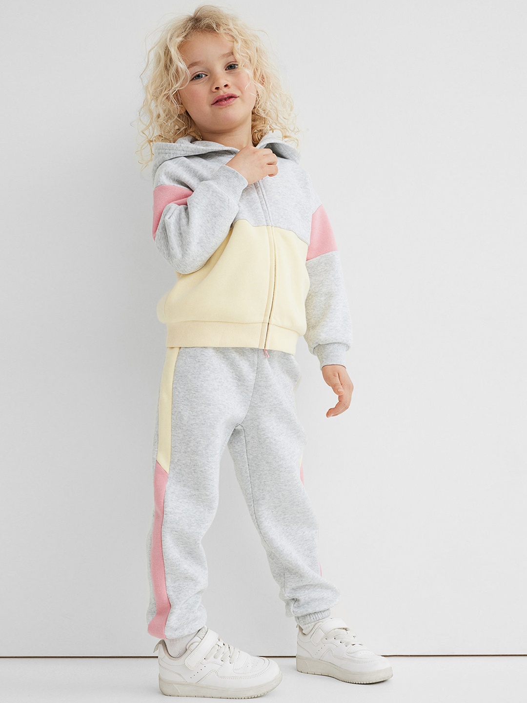 

H&M Girls Grey Joggers