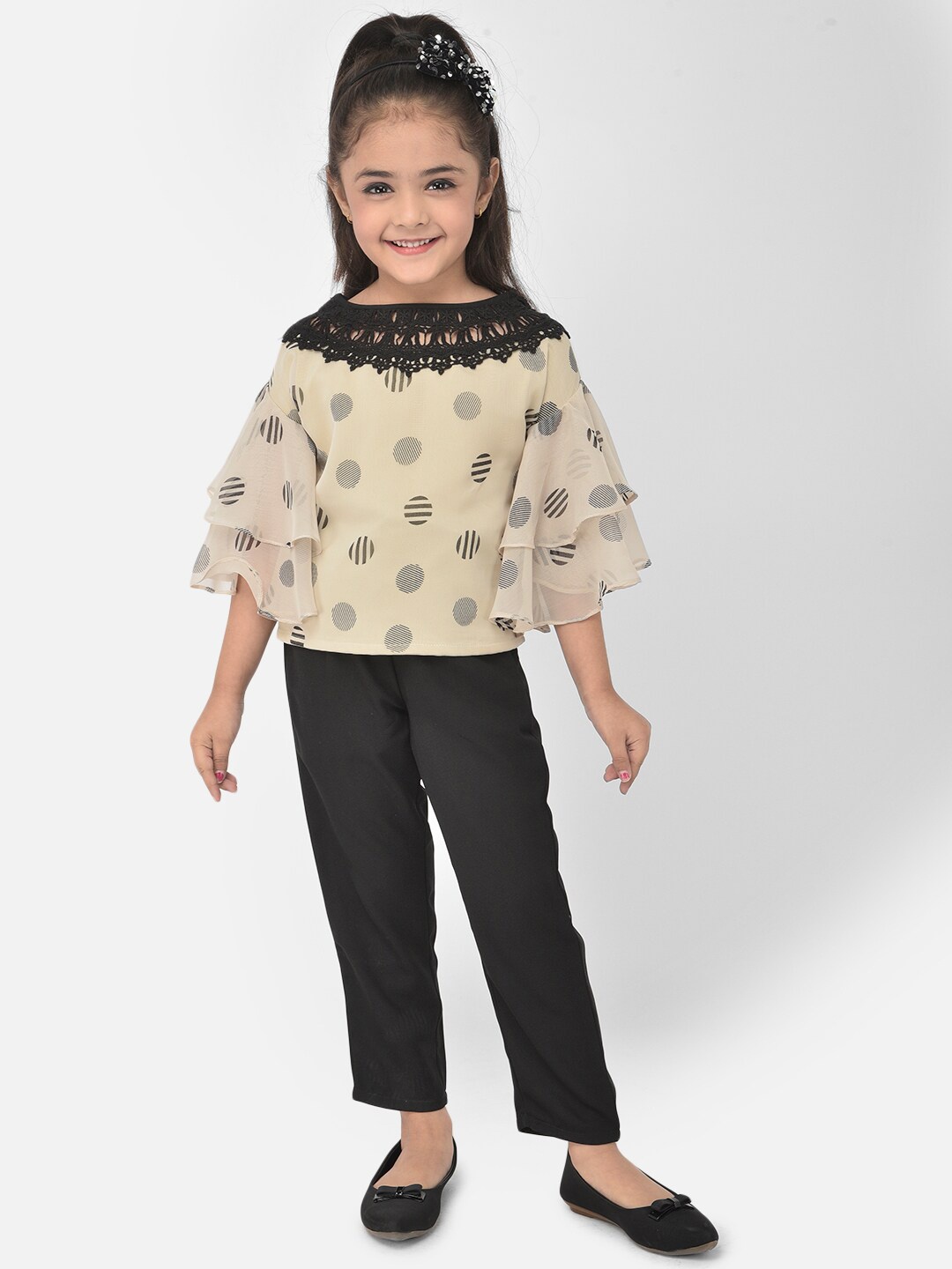 

Eavan Girls Beige & Black Printed Top with Trousers