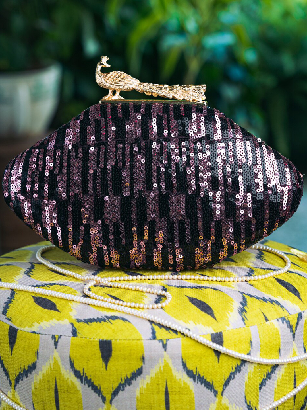

NR By Nidhi Rathi Black & Pink Embellished Box Clutch