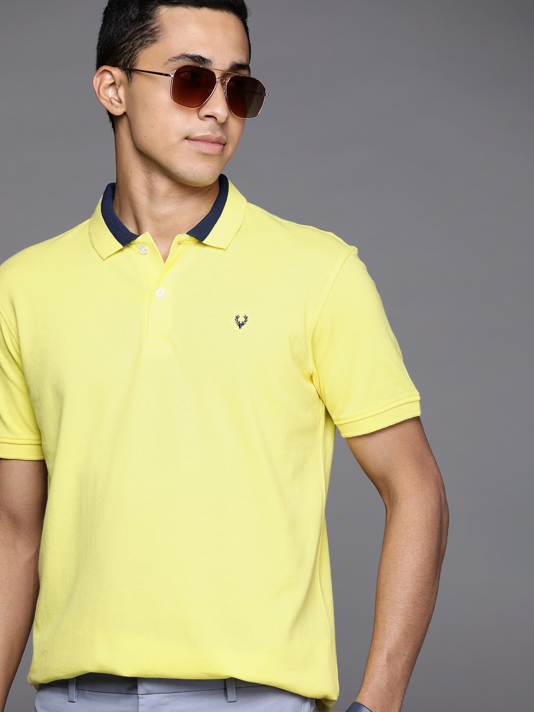 

Allen Solly Men Yellow Solid Polo Collar T-shirt