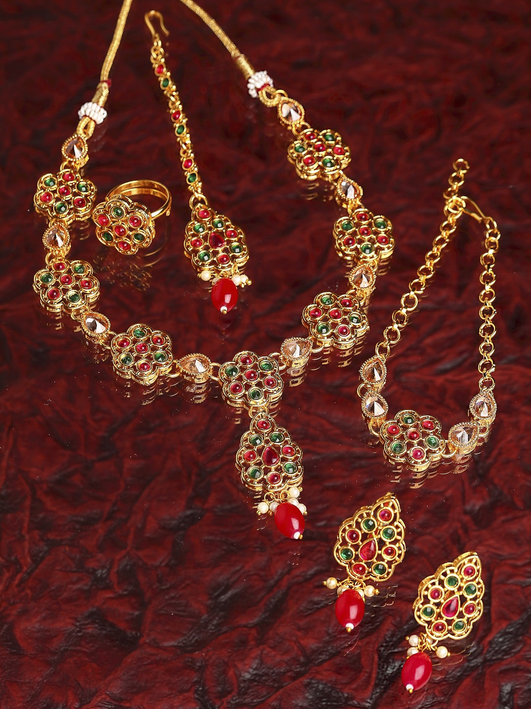 

ZENEME Red Gold-Plated Green Kundan Studded Floral Jewellery Set