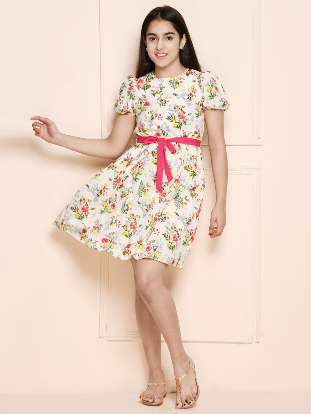 

LilPicks White Floral Printed Crepe Dress