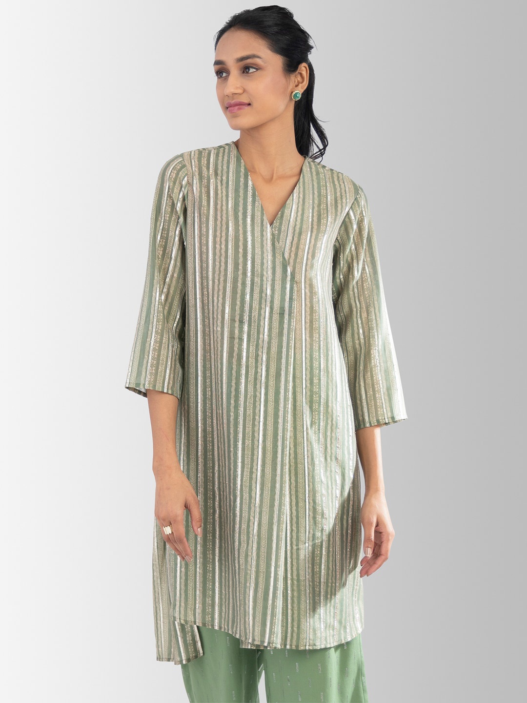 

Pink Fort Women Green & Beige Gota Striped Kurta