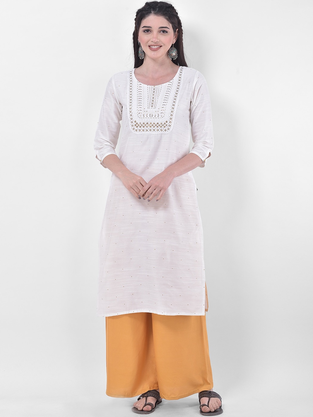 

Span Women White Yoke Design Thread Work Kurta