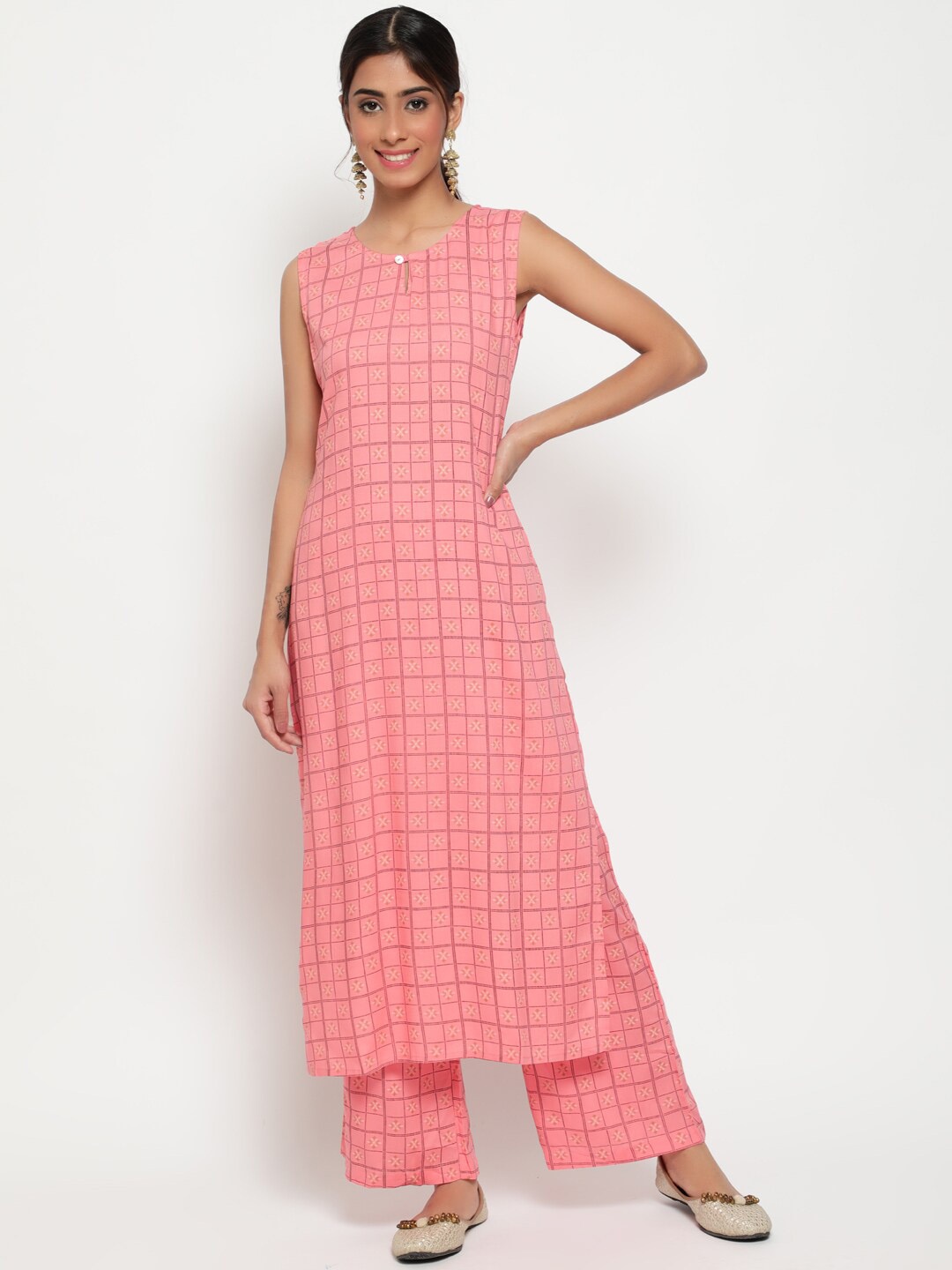 

antaran Women Pink High Slit Kurta with Palazzos