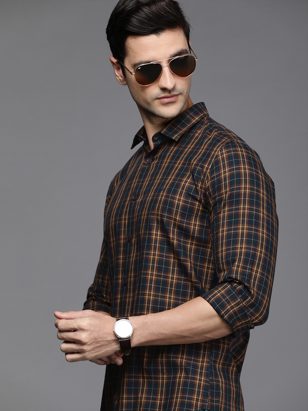 

Allen Solly Sport Men Brown & Black Checked Ultra Slim Fit Casual Shirt