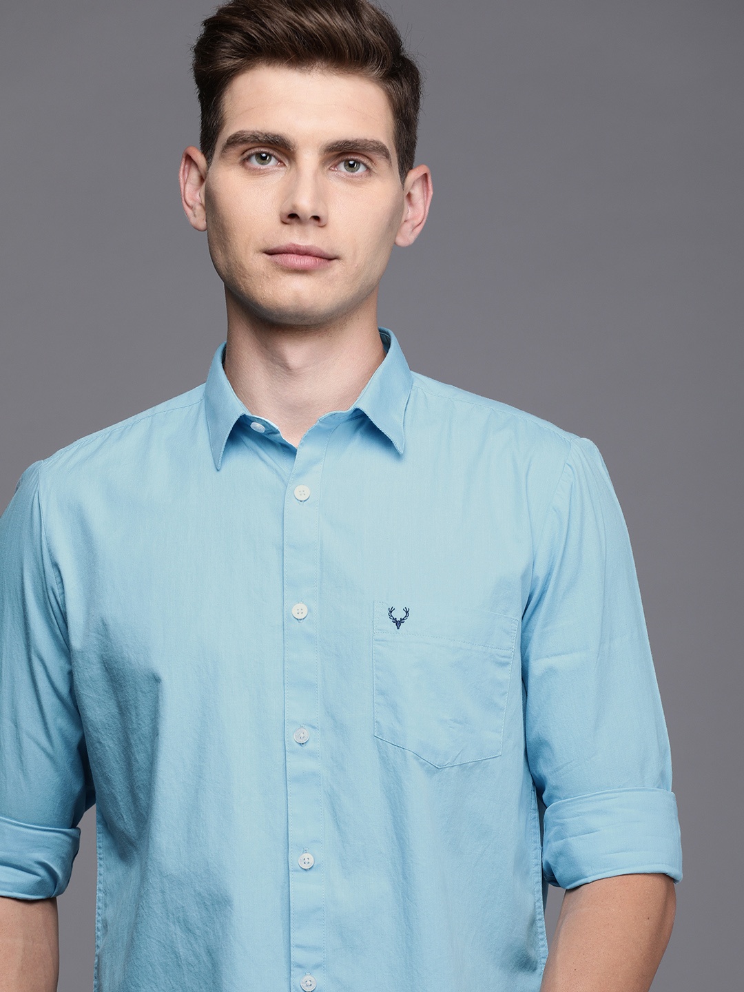 

Allen Solly Men Blue Modern Slim Fit Solid Pure Cotton Casual Shirt