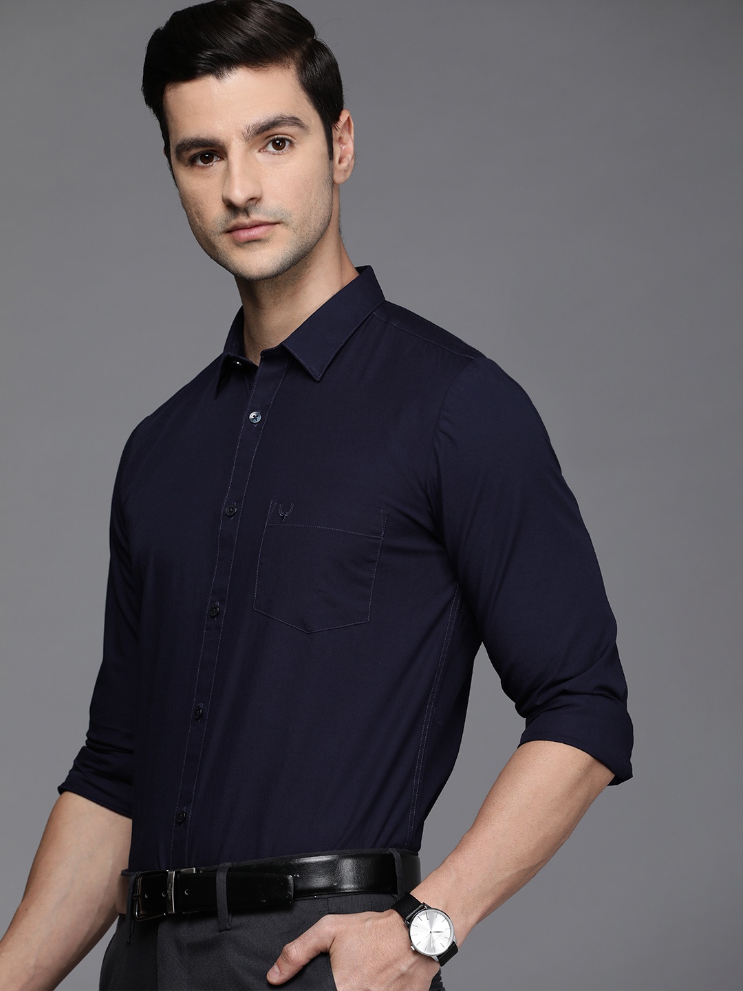 

Allen Solly Men Navy Blue Modern Slim Fit Solid Pure Cotton Formal Shirt