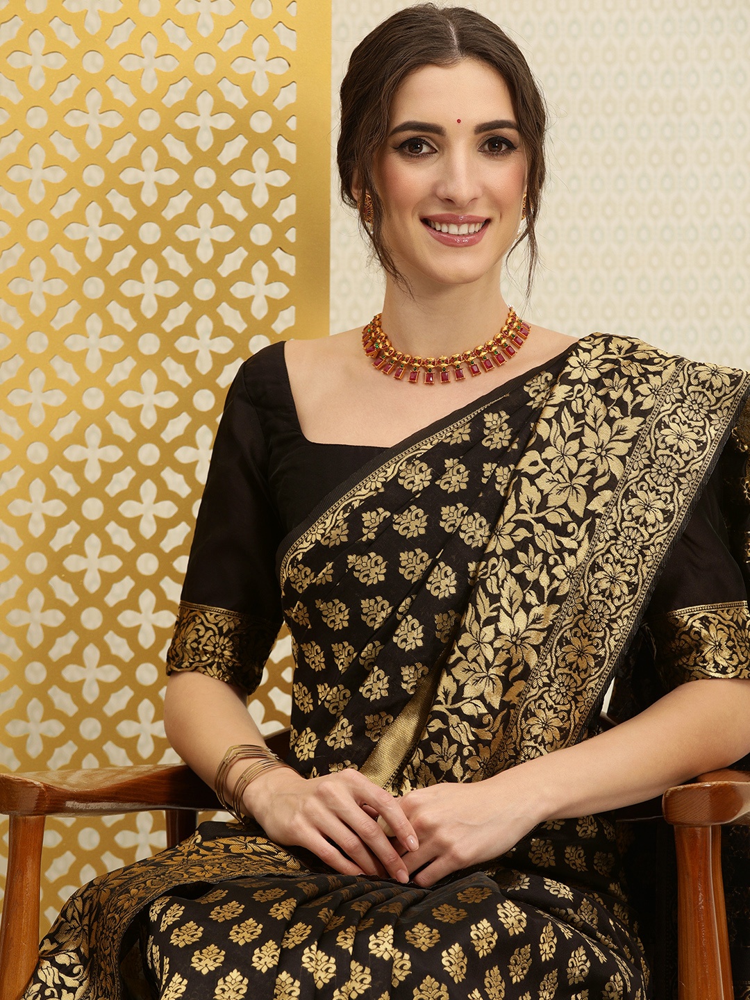 

House of Pataudi Black & Gold-Toned Ethnic Motifs Zari Banarasi Saree