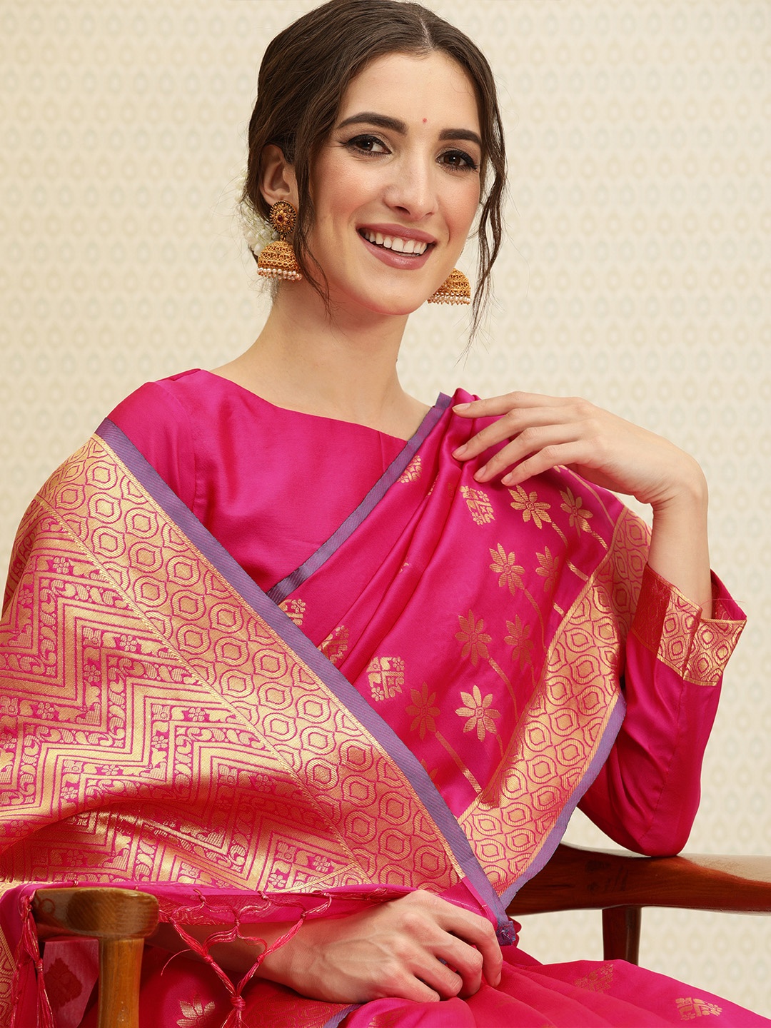 

House of Pataudi Magenta Pink & Gold-Toned Ethnic Motifs Zari Banarasi Saree