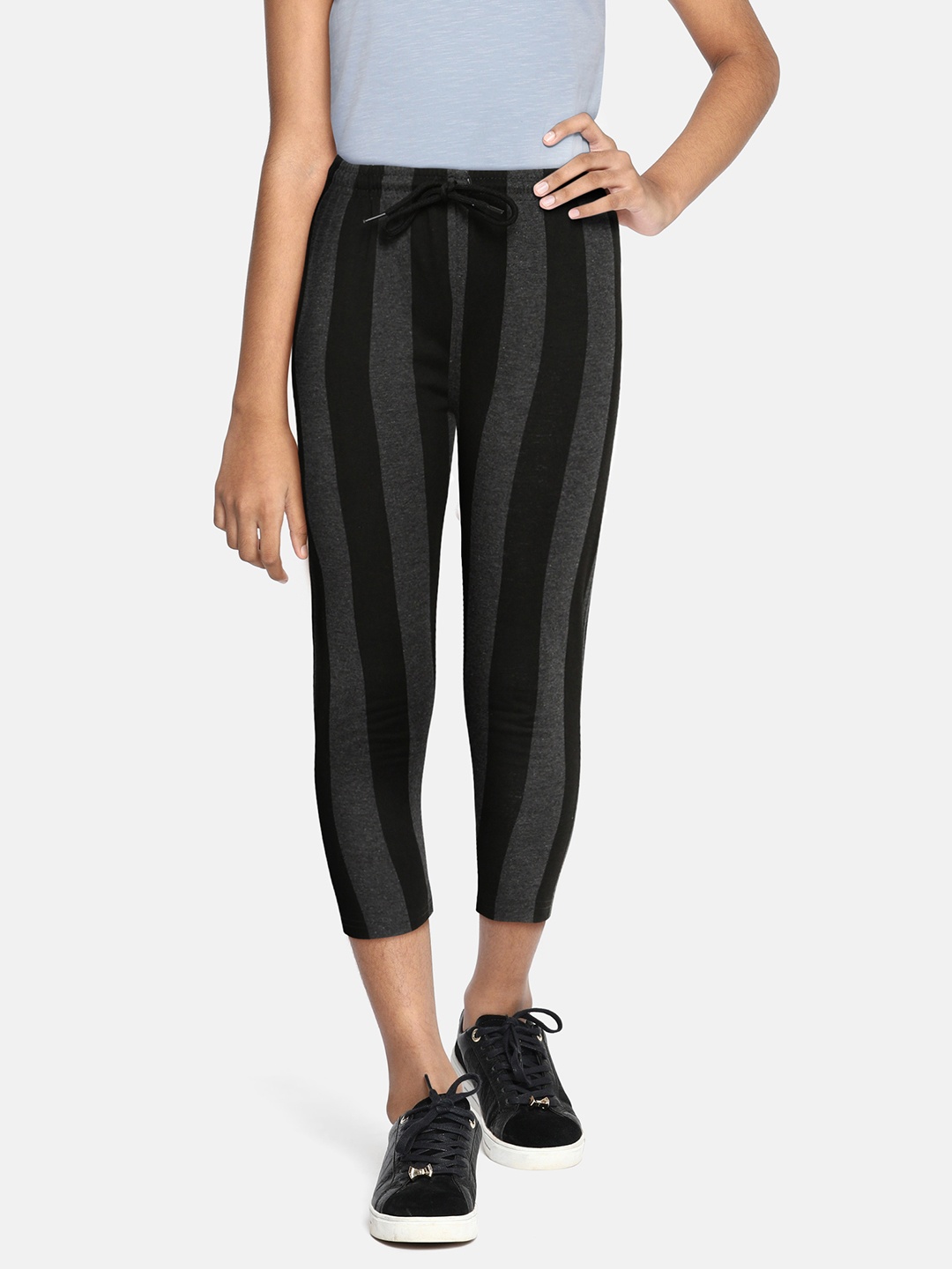 

SEYBIL Girls Grey & Black Striped Capris