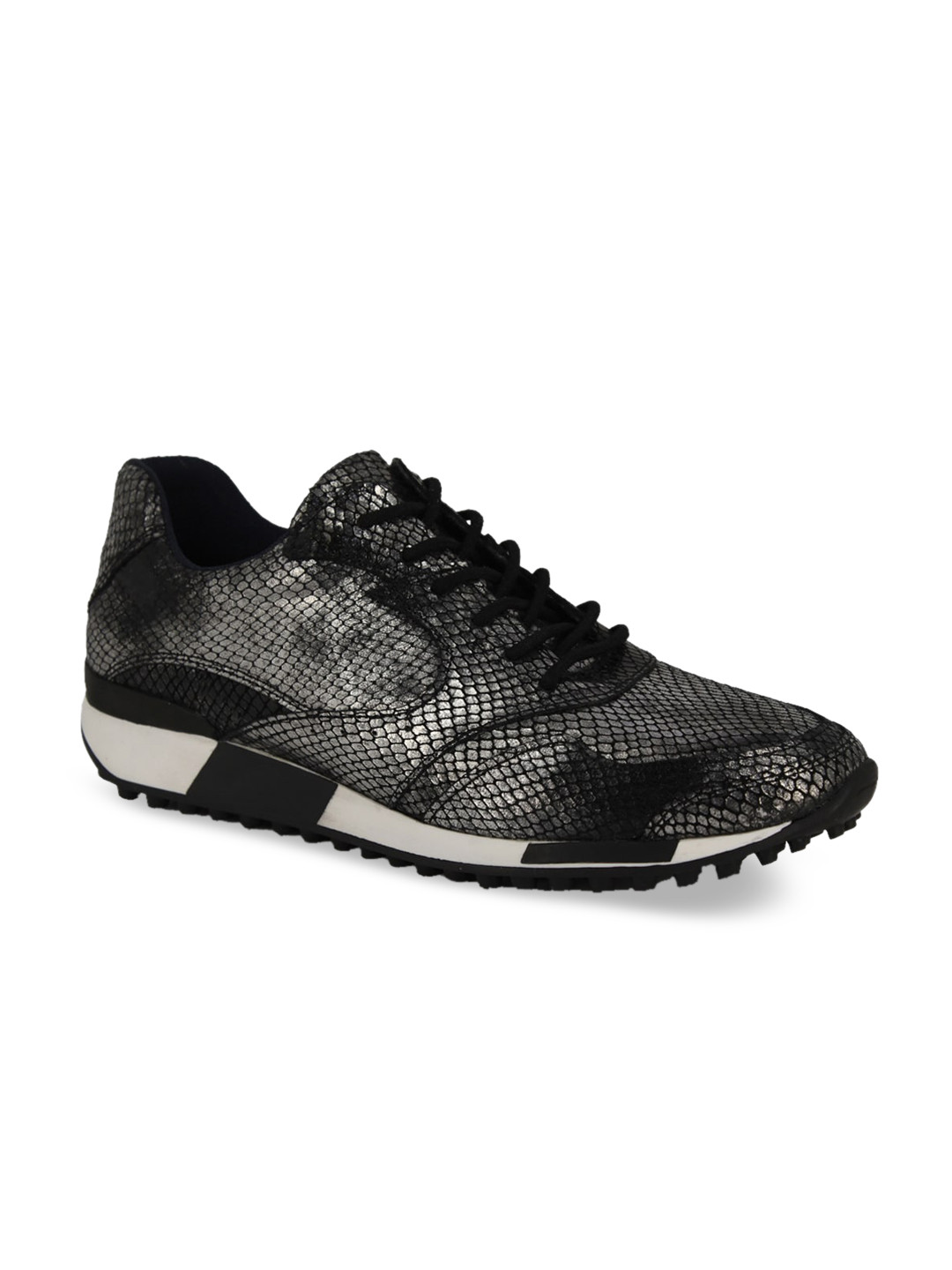 

Alberto Torresi Men Black Woven Design Leather Sneakers