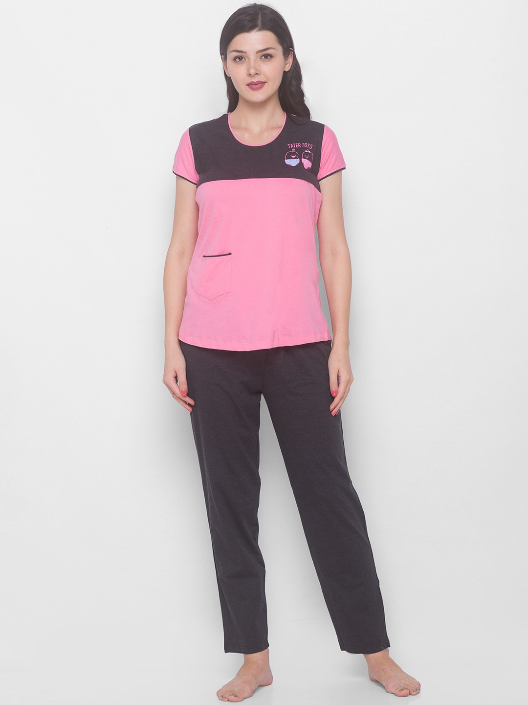 

AV2 Women Pink & Black Colourblocked Pure Cotton Night suit