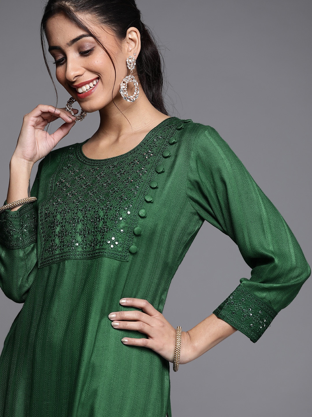 

Libas Women Green Geometric Embroidered Mirror Work Kurta